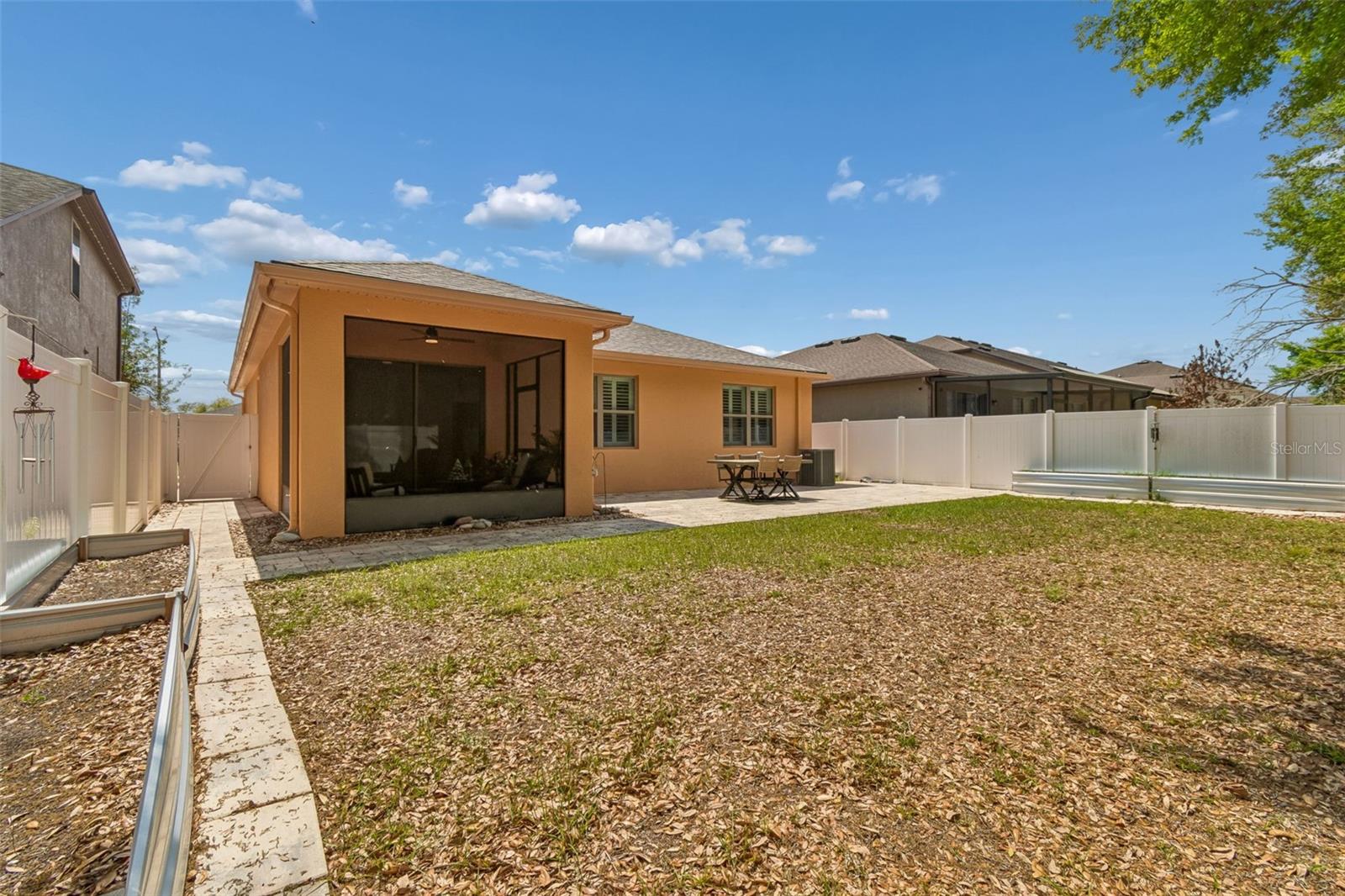 TRILLIUM VILLAGE D - Residential