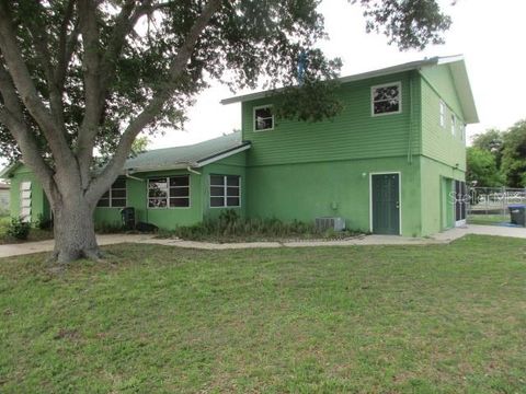 A home in NORTH PORT