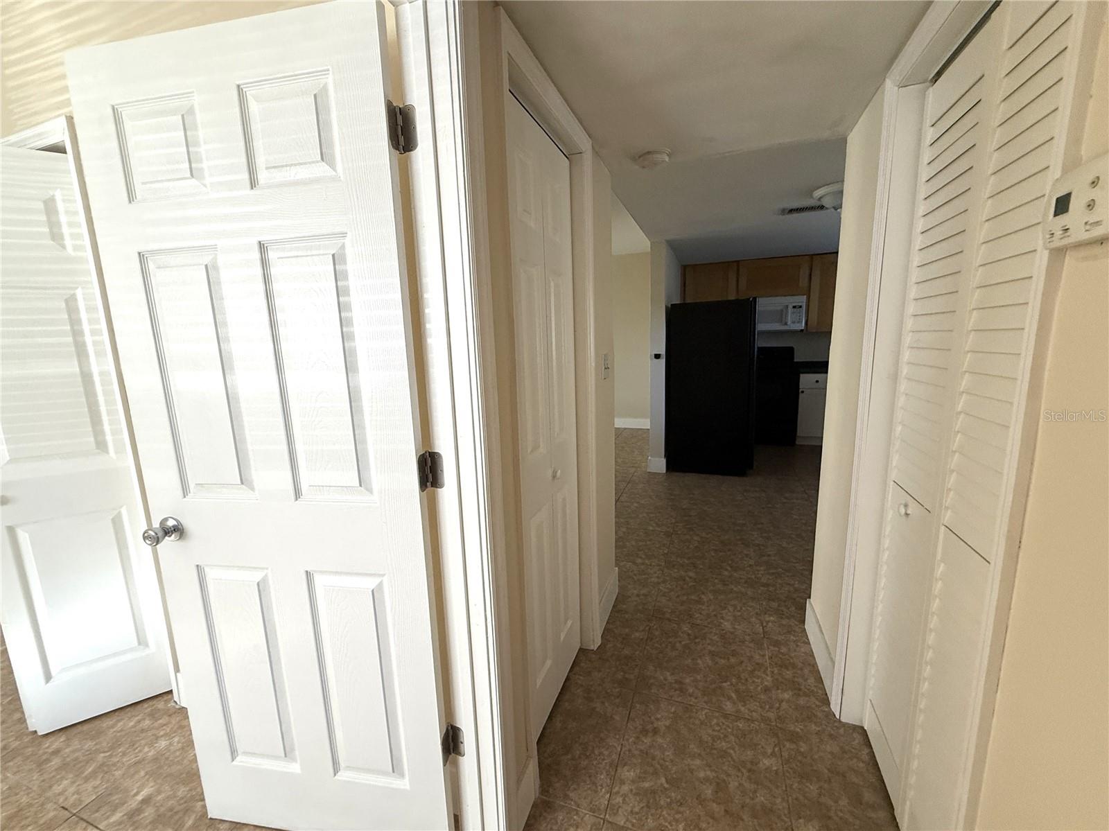 CAPRI ISLE SUB - Residential Lease