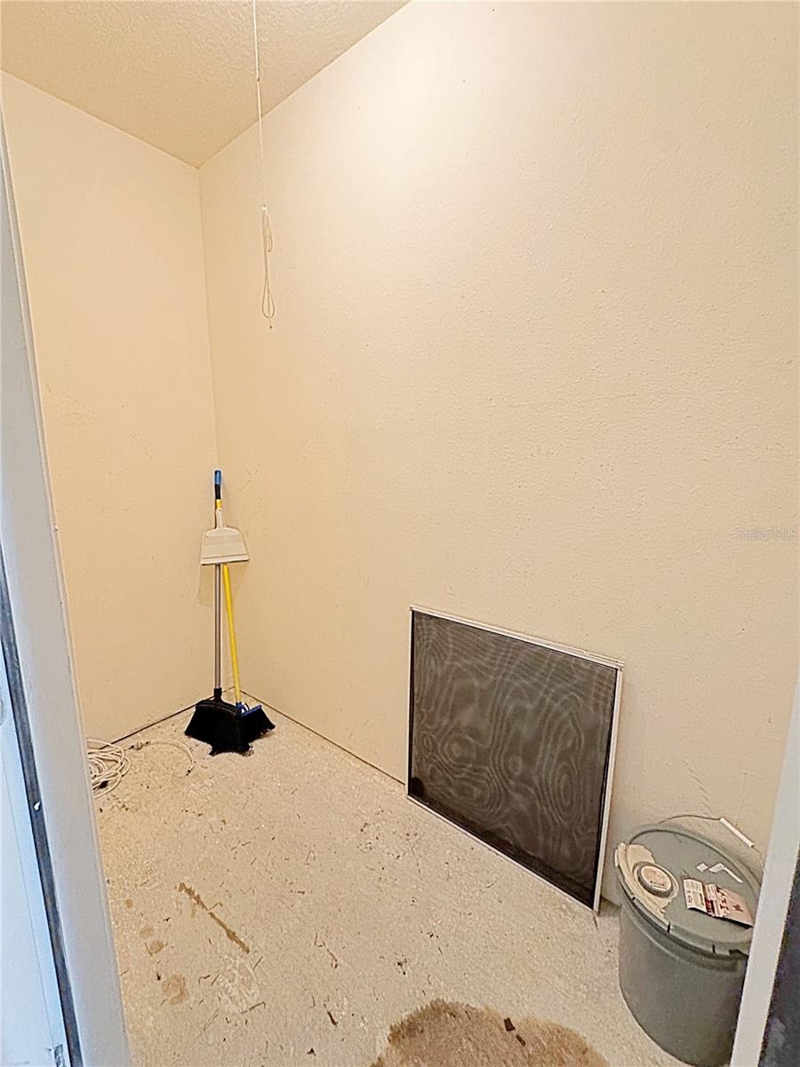 BEACHWAY CONDOS - Residential Lease