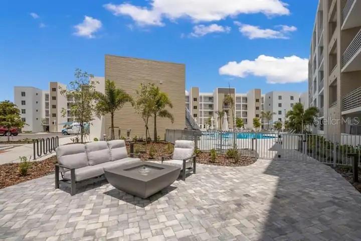 STRAND/SARASOTA - Residential