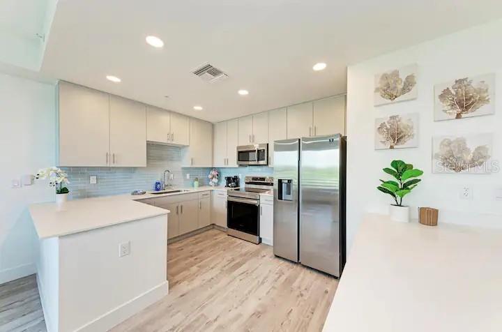 STRAND/SARASOTA - Residential