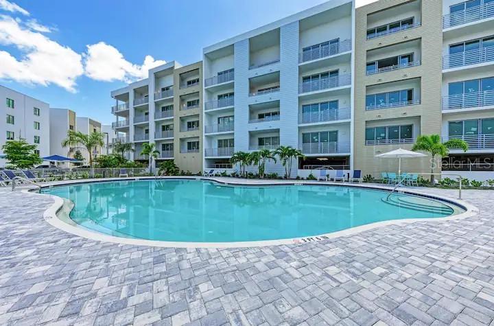 STRAND/SARASOTA - Residential