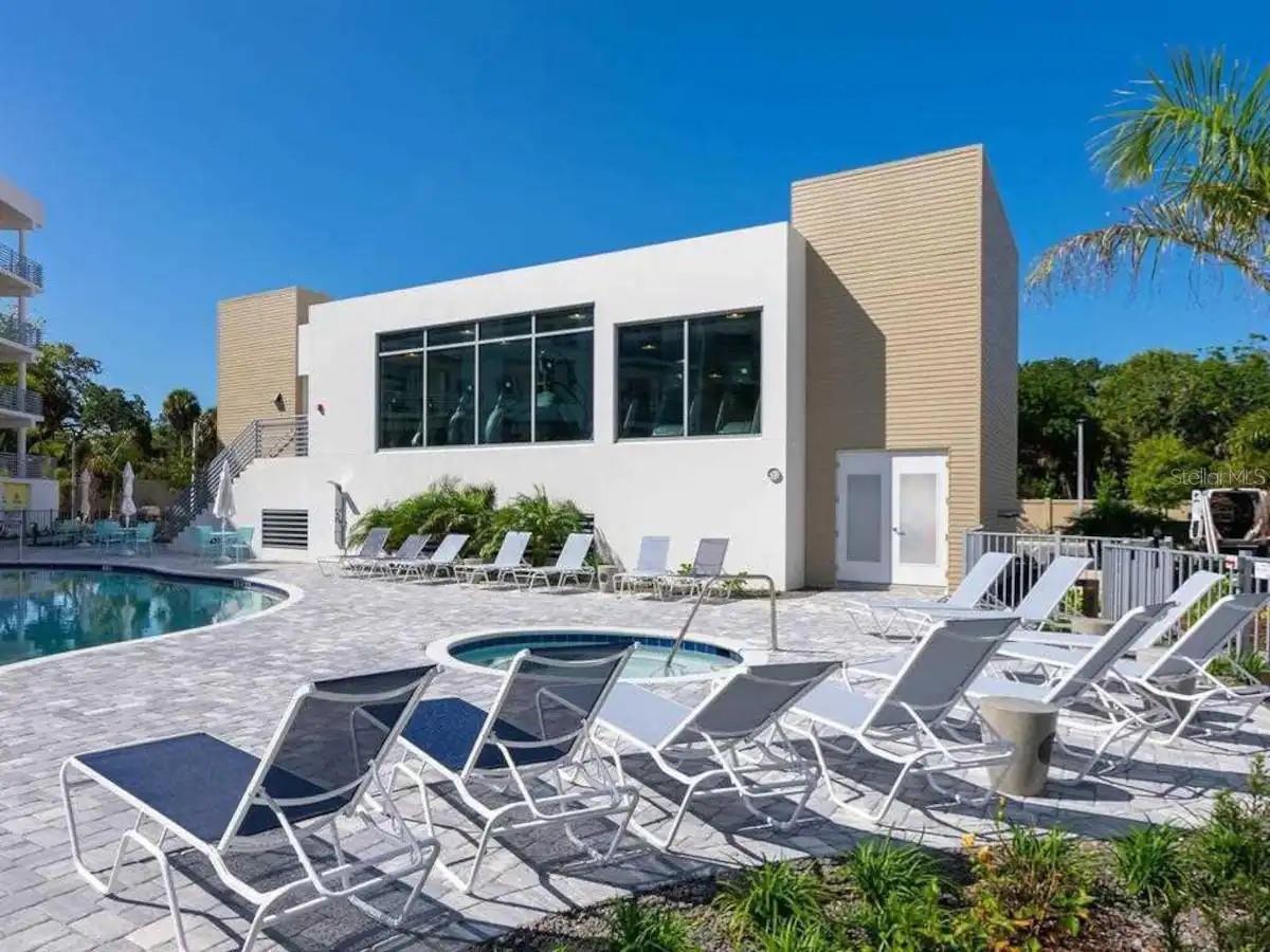 STRAND/SARASOTA - Residential