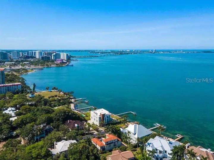 STRAND/SARASOTA - Residential
