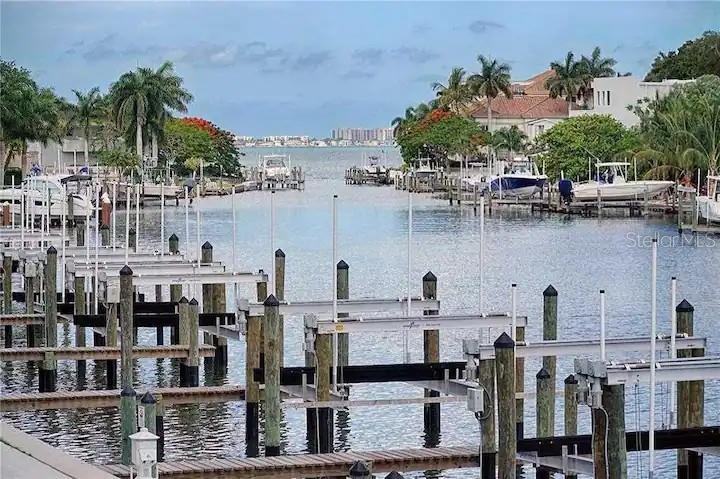 STRAND/SARASOTA - Residential