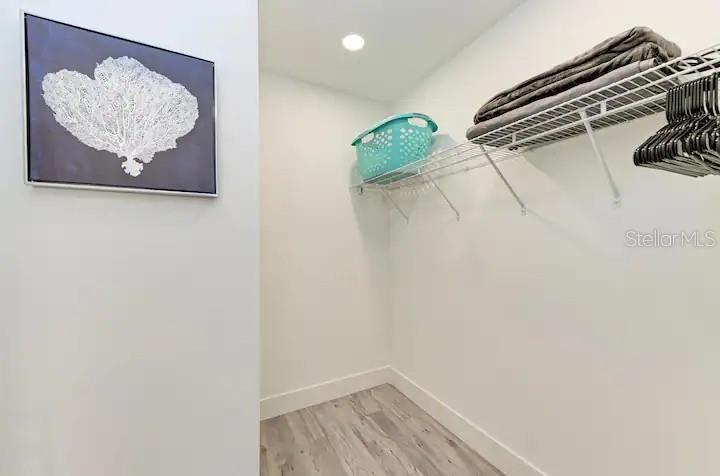 STRAND/SARASOTA - Residential