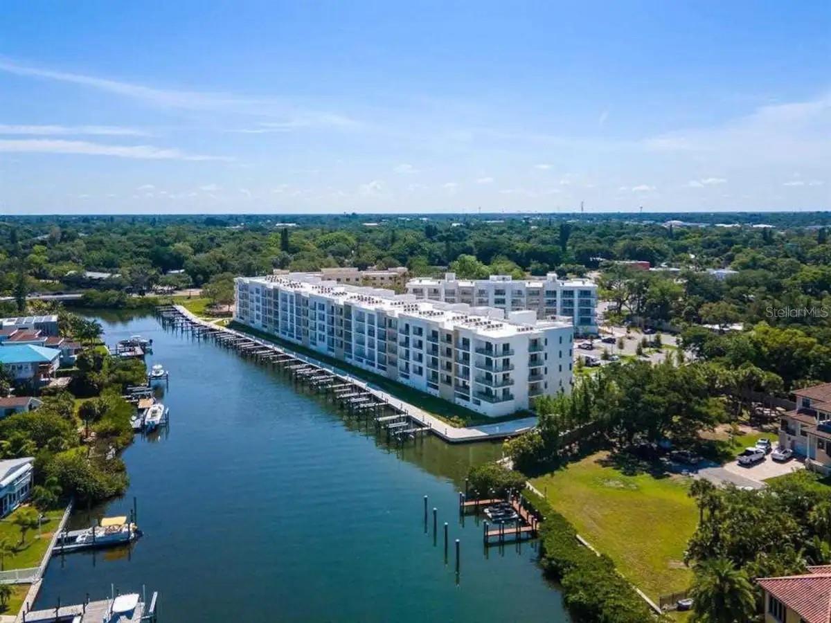 STRAND/SARASOTA - Residential
