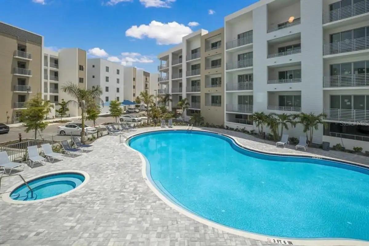 STRAND/SARASOTA - Residential