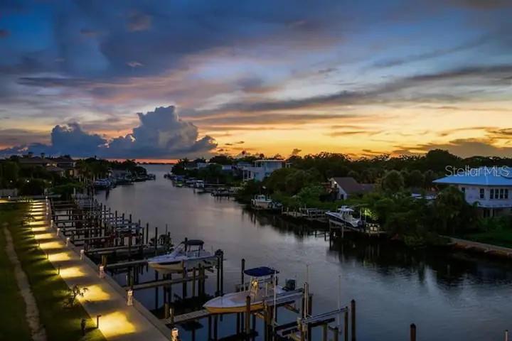 STRAND/SARASOTA - Residential