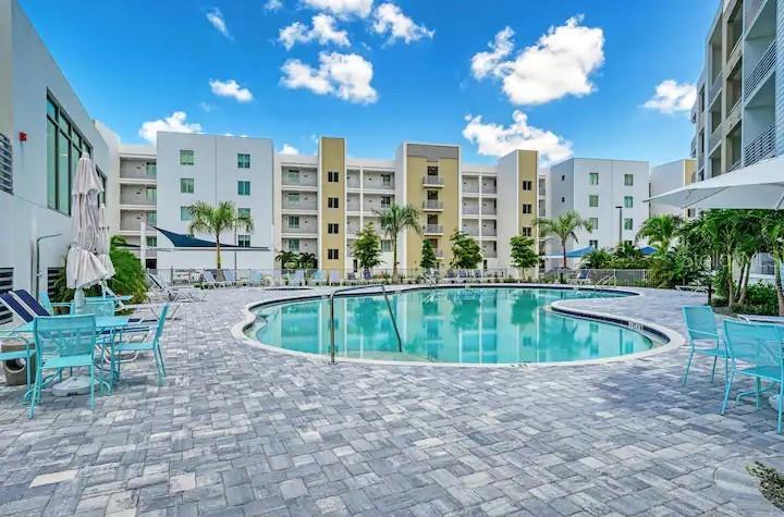 STRAND/SARASOTA - Residential