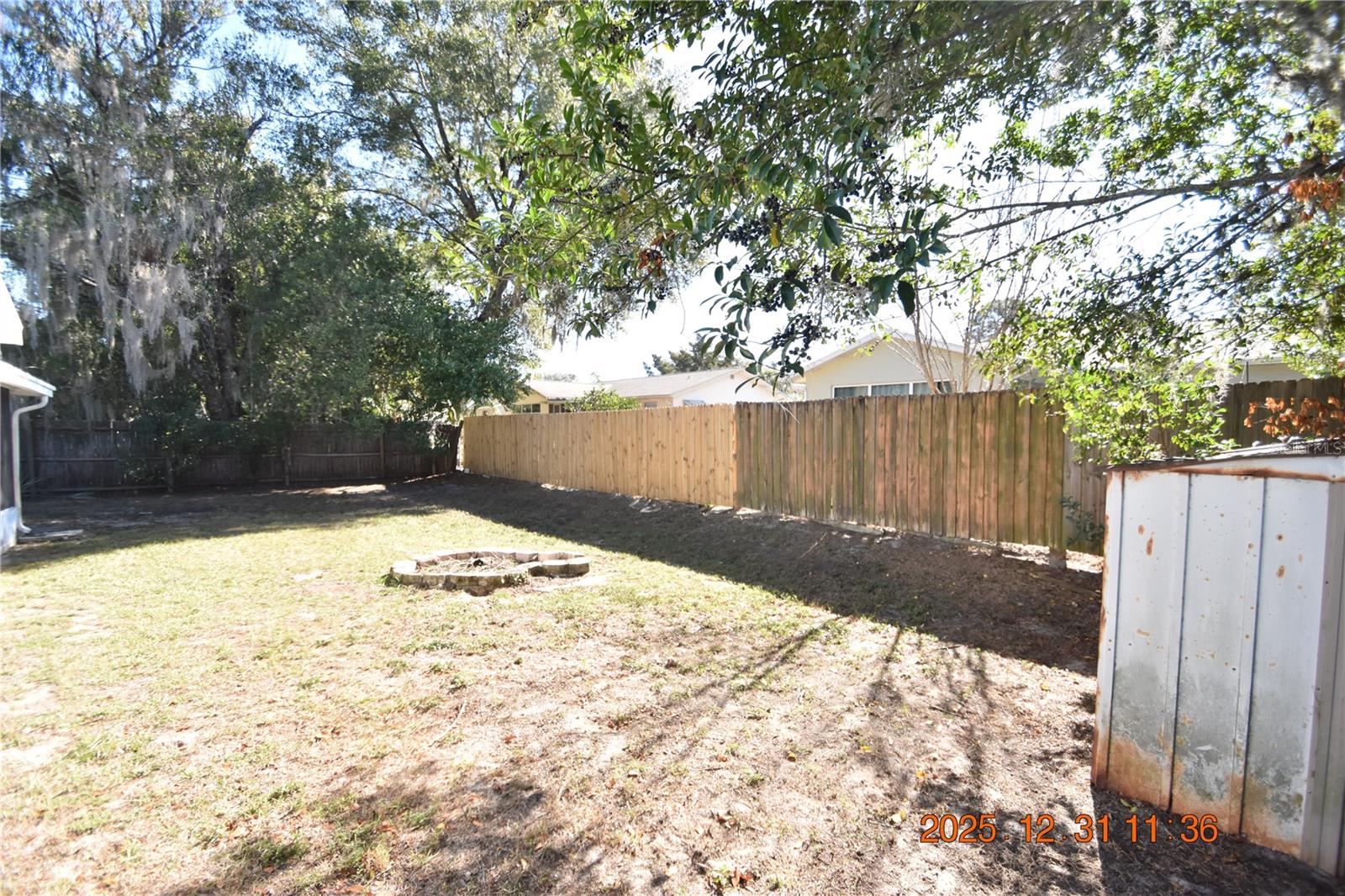 REPLAT OF CHARPIAS ADD - Residential Lease