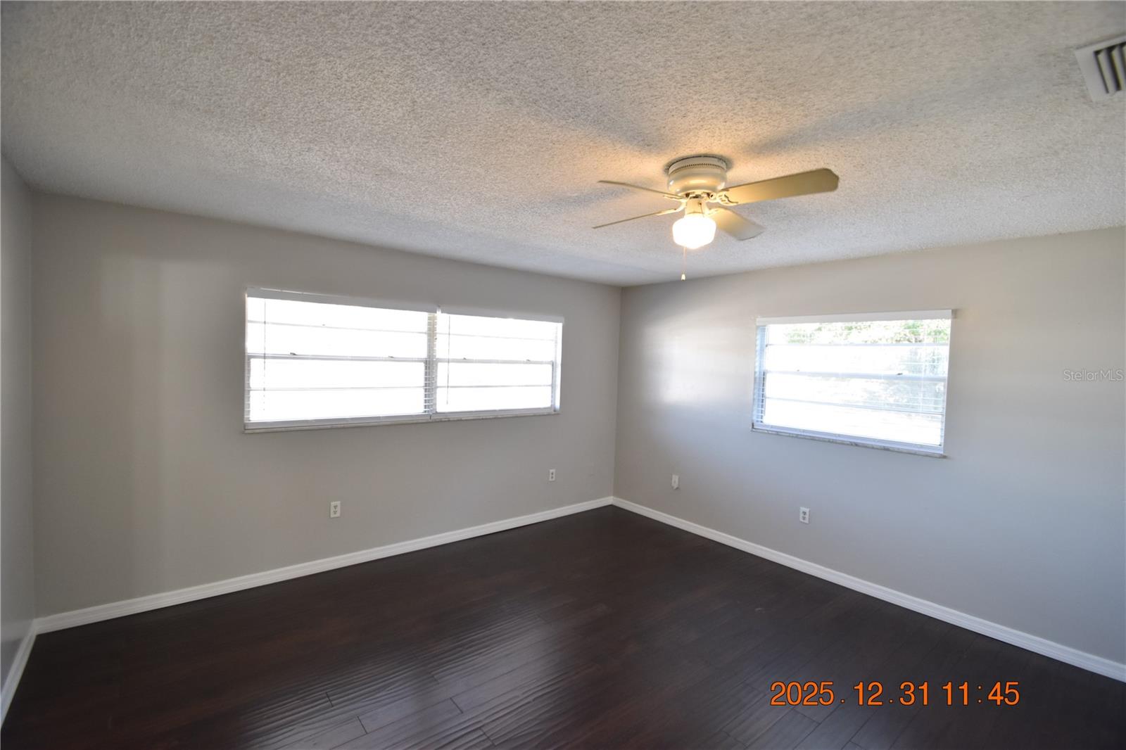 REPLAT OF CHARPIAS ADD - Residential Lease