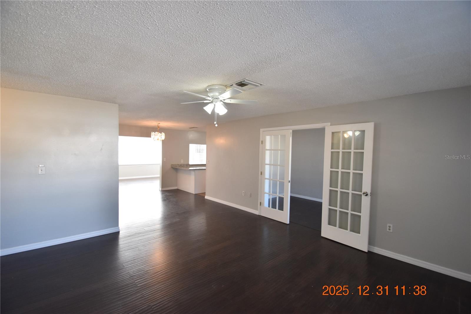 REPLAT OF CHARPIAS ADD - Residential Lease