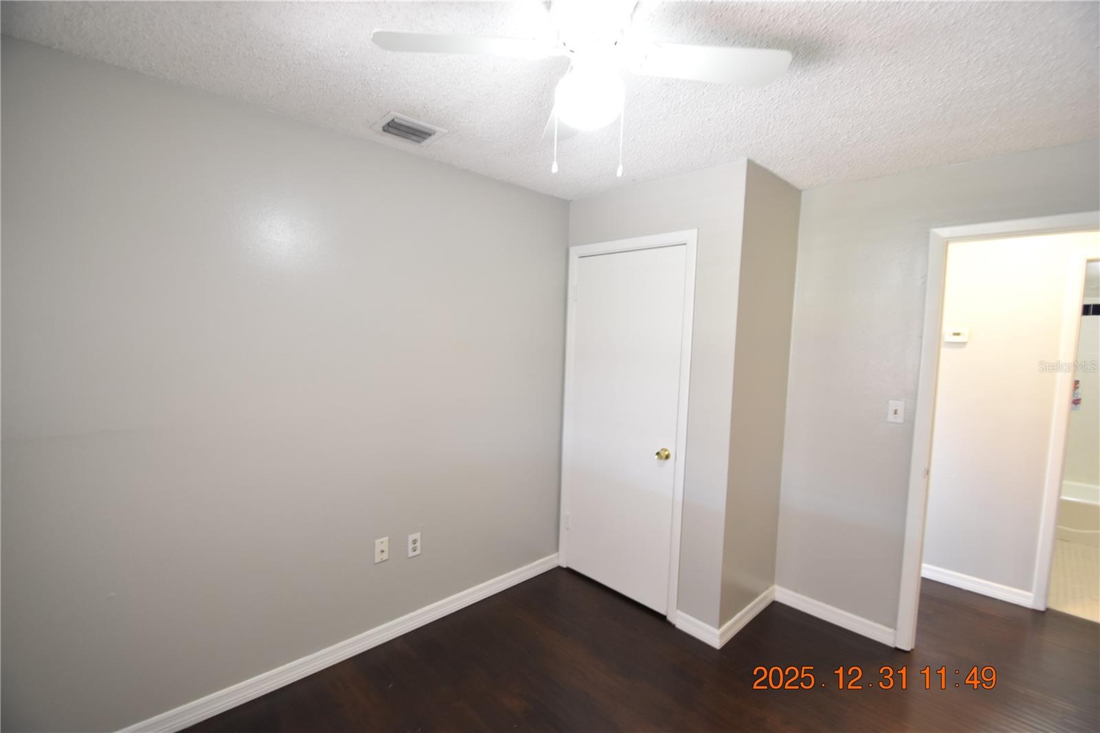 REPLAT OF CHARPIAS ADD - Residential Lease