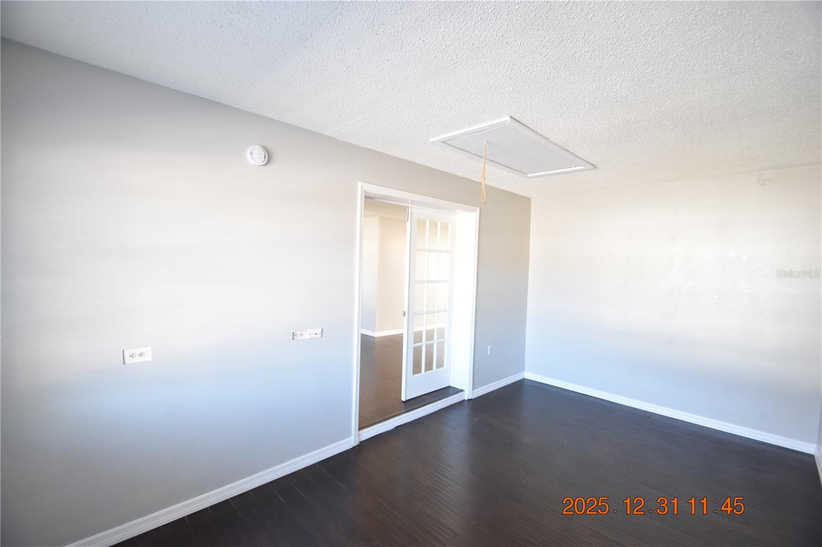 REPLAT OF CHARPIAS ADD - Residential Lease