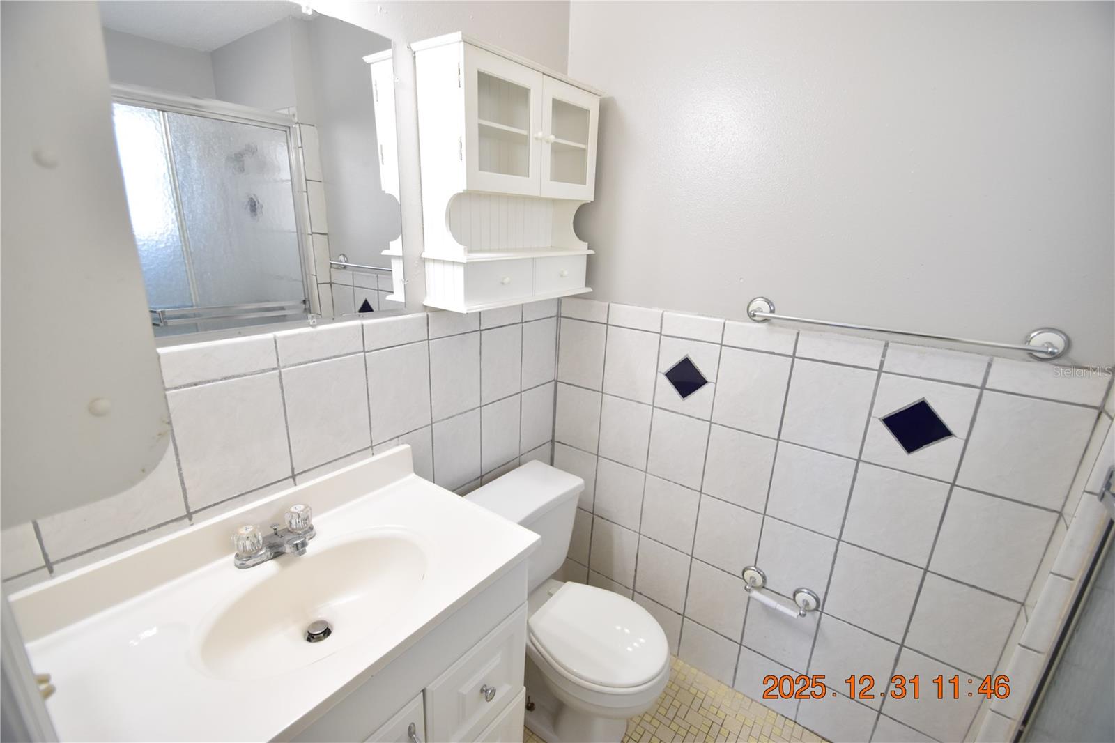 REPLAT OF CHARPIAS ADD - Residential Lease