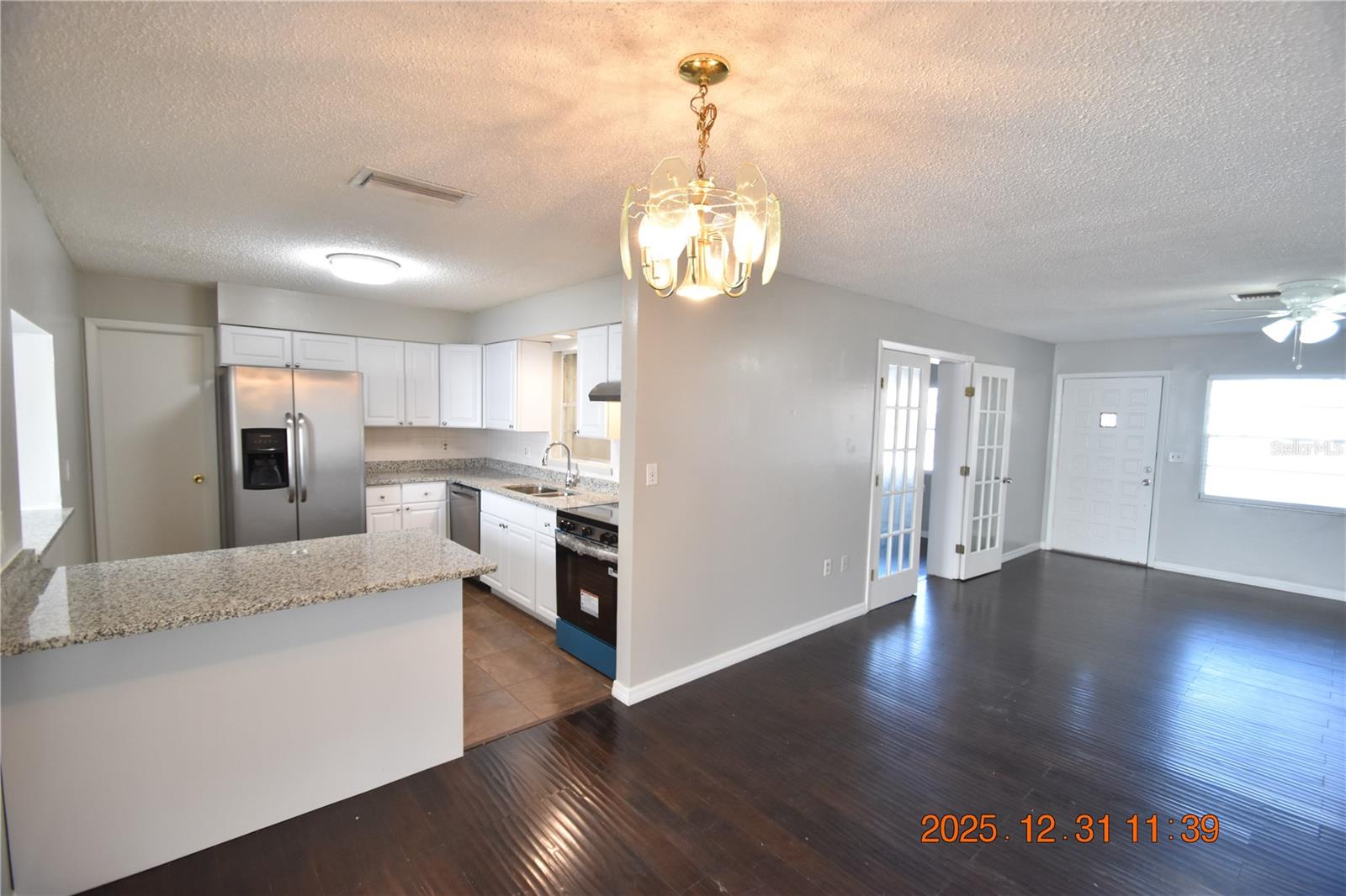 REPLAT OF CHARPIAS ADD - Residential Lease