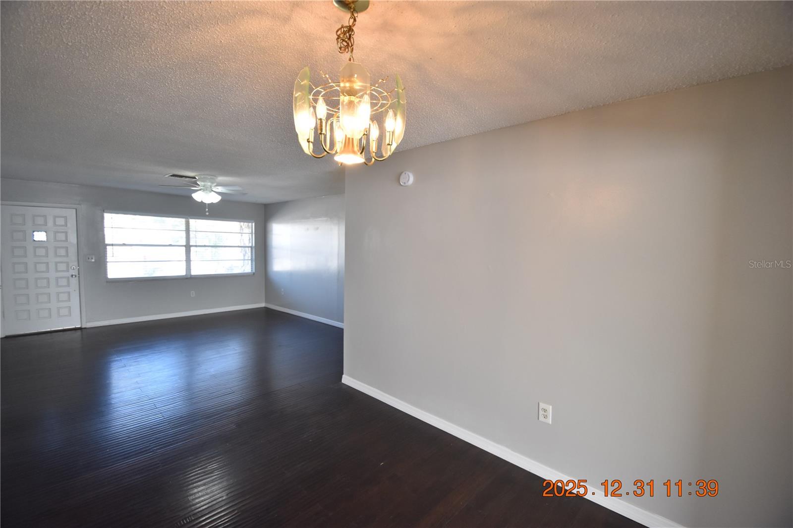 REPLAT OF CHARPIAS ADD - Residential Lease