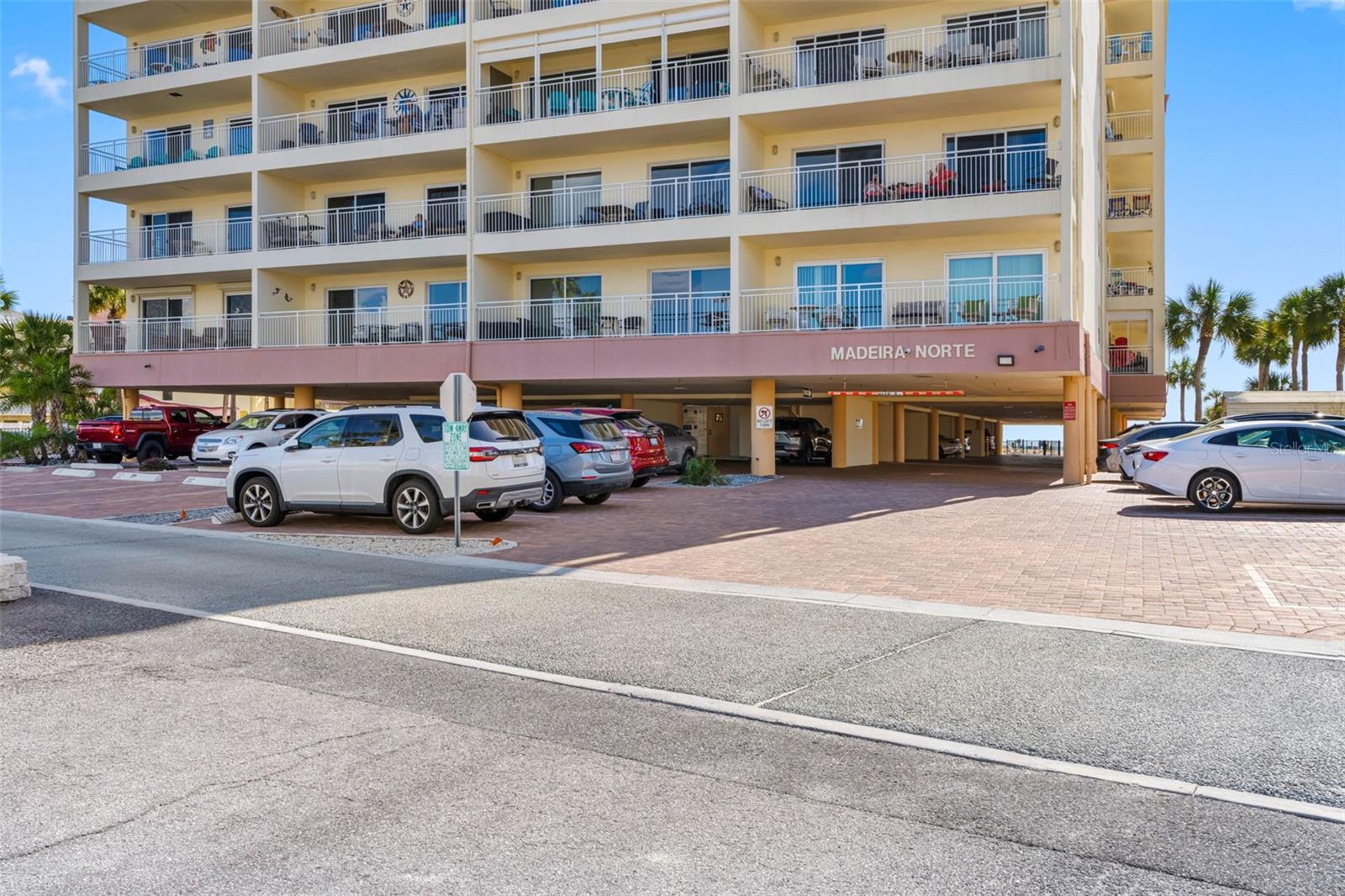 MADEIRA NORTE CONDO - Residential