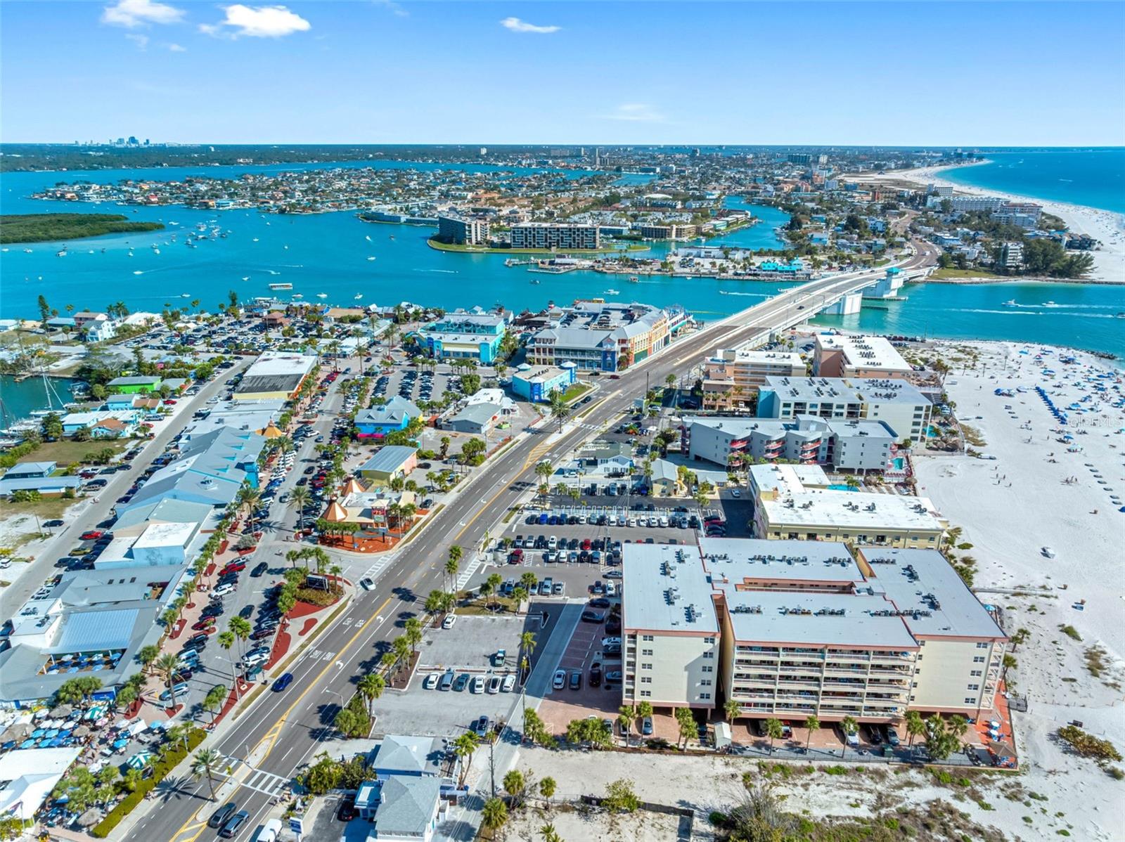 MADEIRA NORTE CONDO - Residential