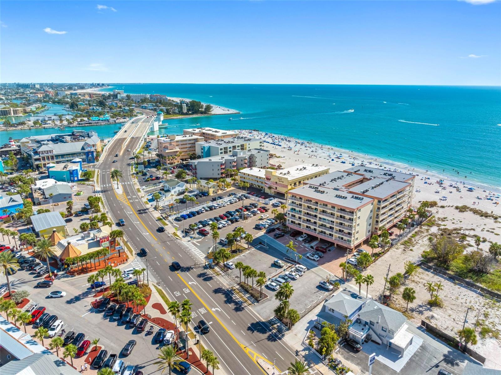 MADEIRA NORTE CONDO - Residential