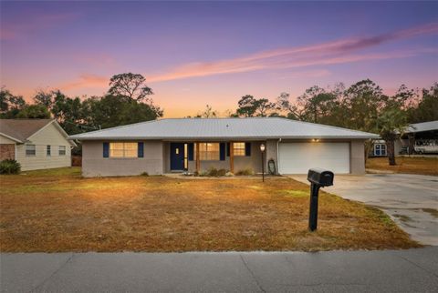 Photo of 920 N Lyle Avenue, Crystal River, FL 34429 (MLS # OM716947)