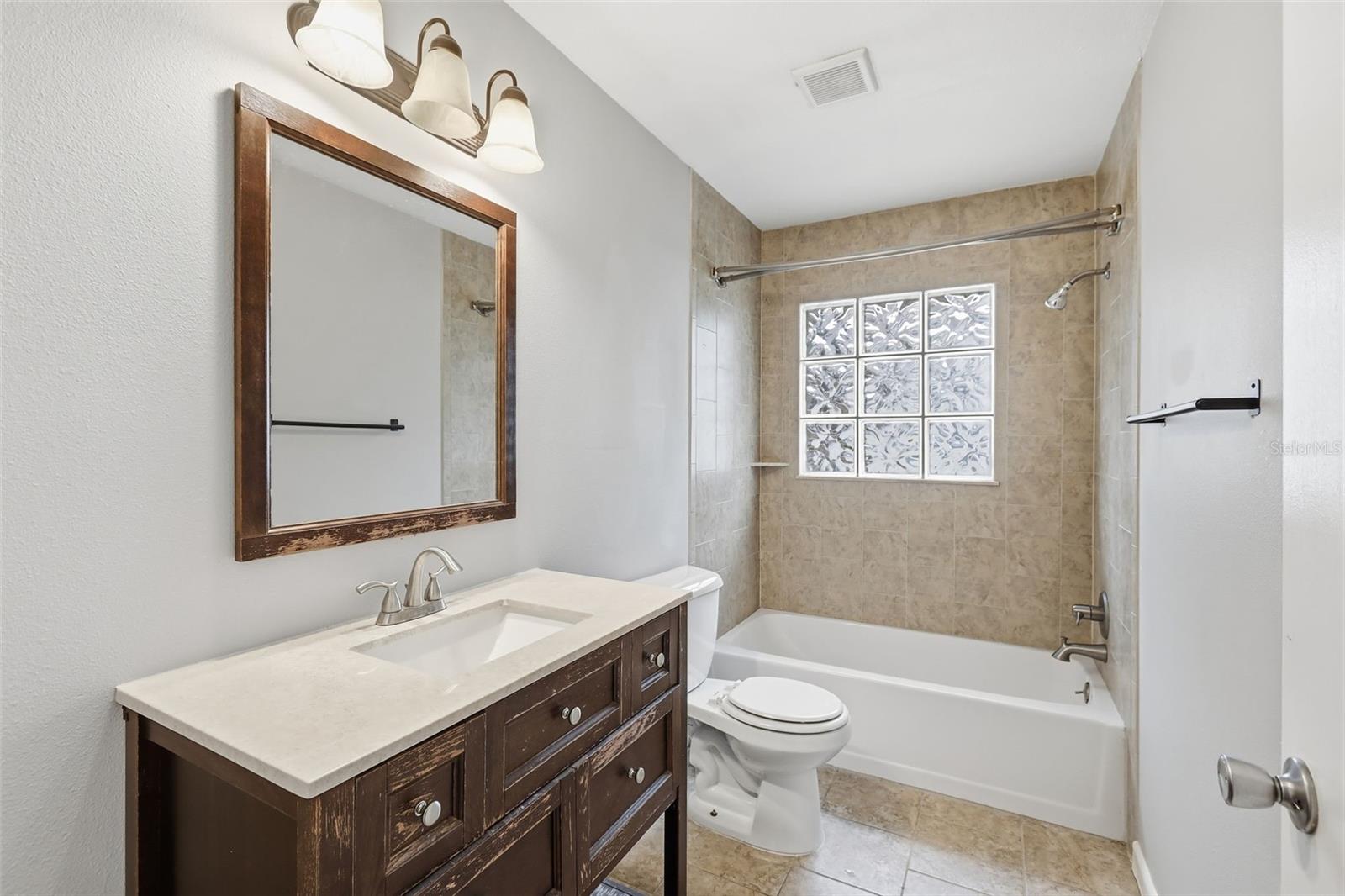 CONNELL HEIGHTS UNIT 06 - Residential