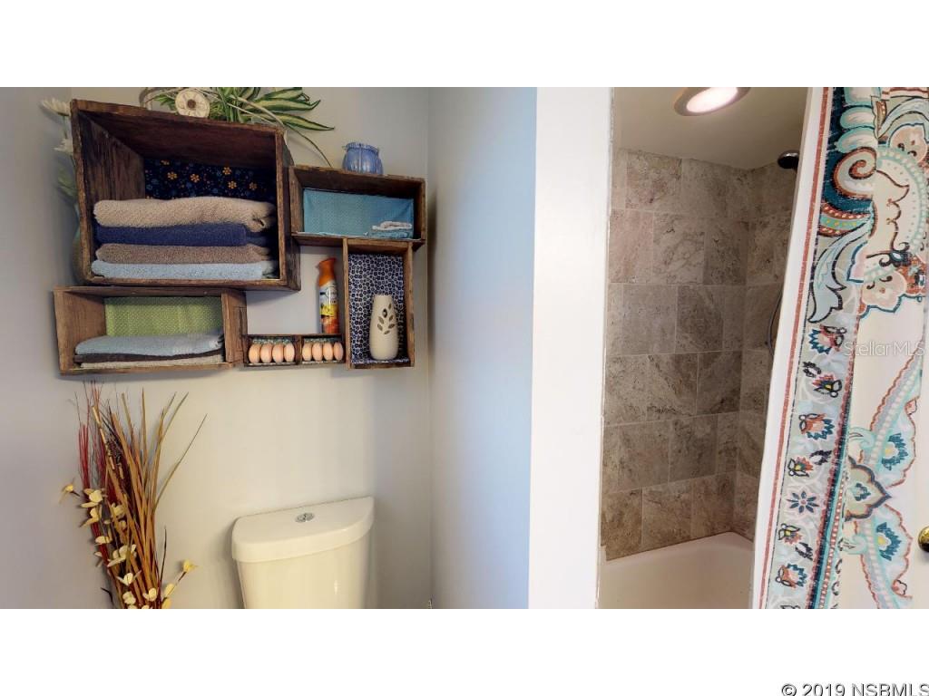 Florida Shores 01 - Residential