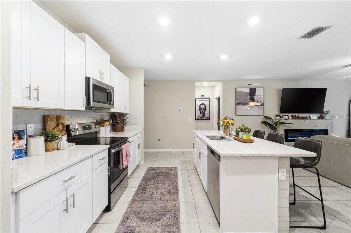 RIVERSTONE PH 1 - Residential