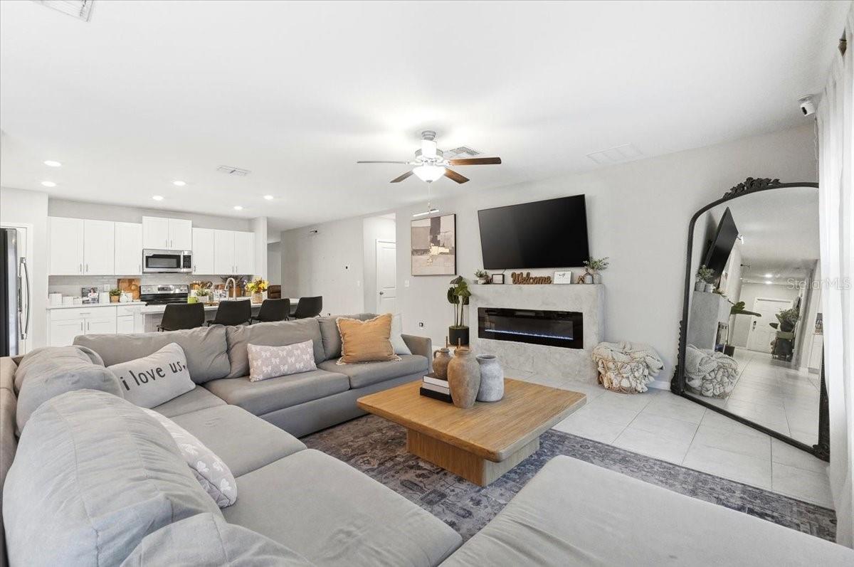 RIVERSTONE PH 1 - Residential