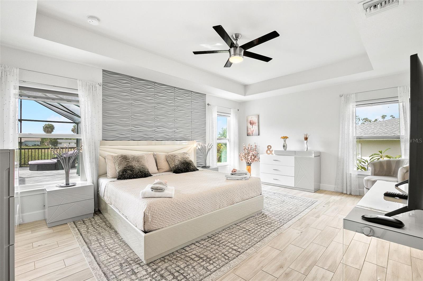 ROTONDA WEST OAKLAND HILLS - Residential