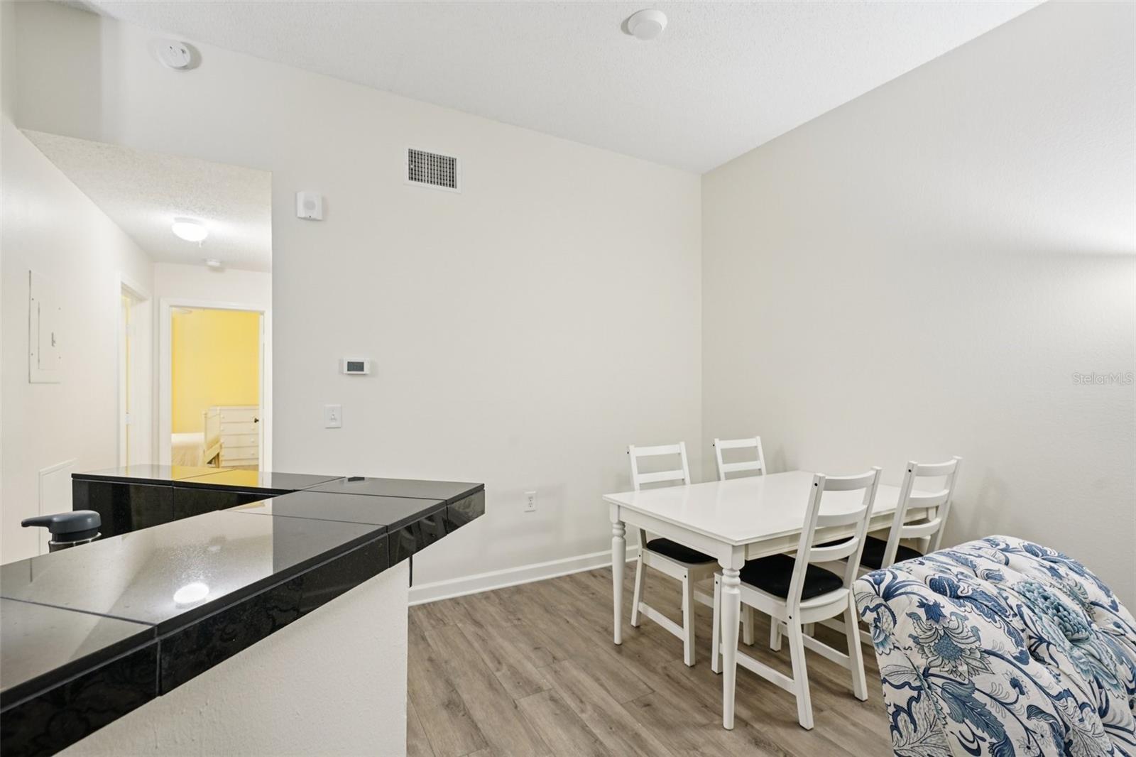 701 MIRROR LAKE DRIVE N 119