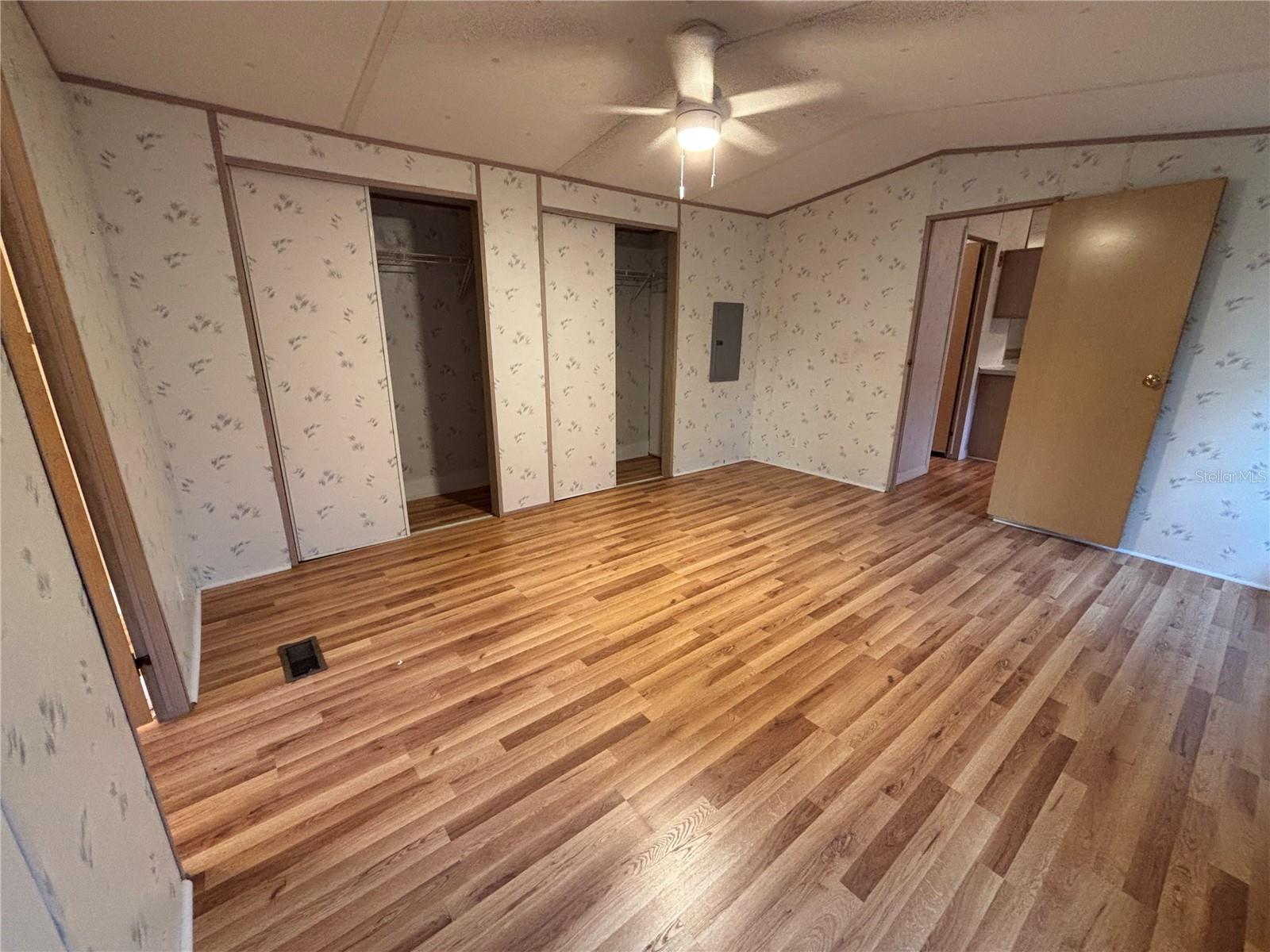 LITTLE LAKE WEIR - Residential