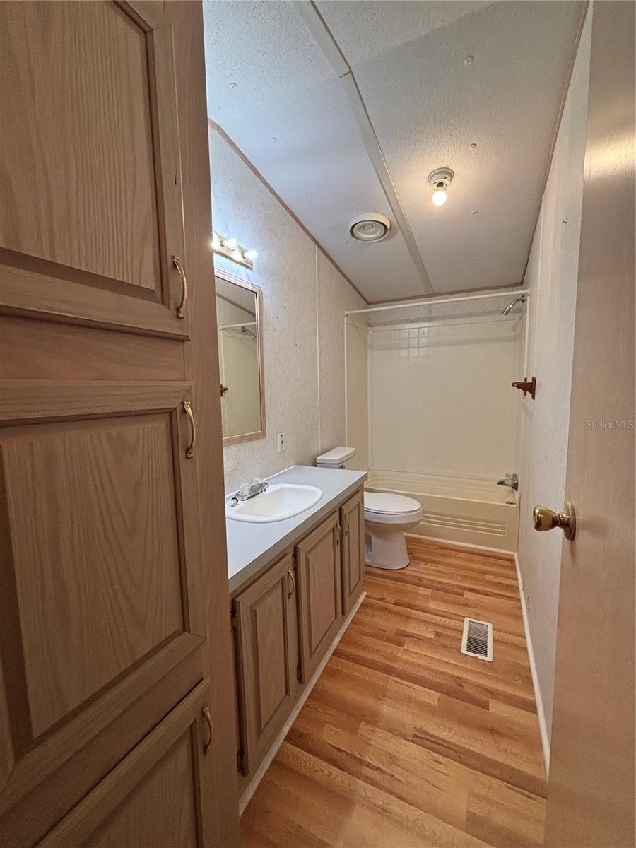 LITTLE LAKE WEIR - Residential