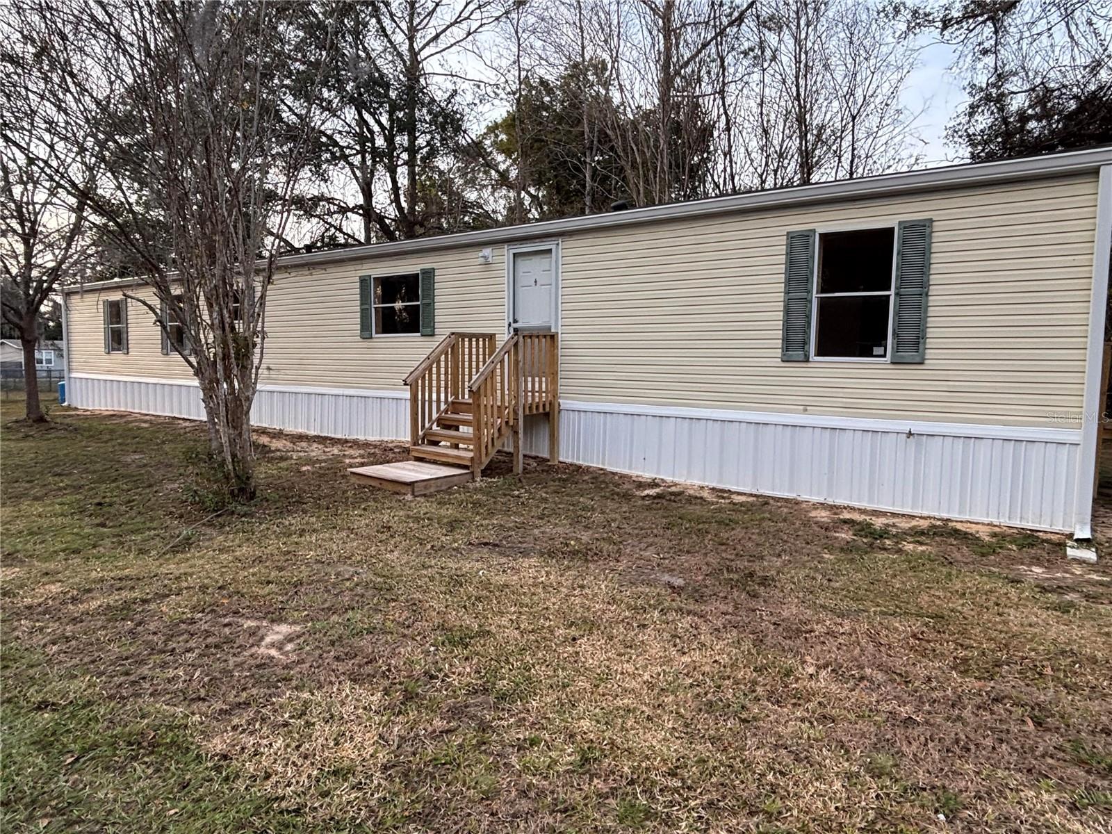 LITTLE LAKE WEIR - Residential