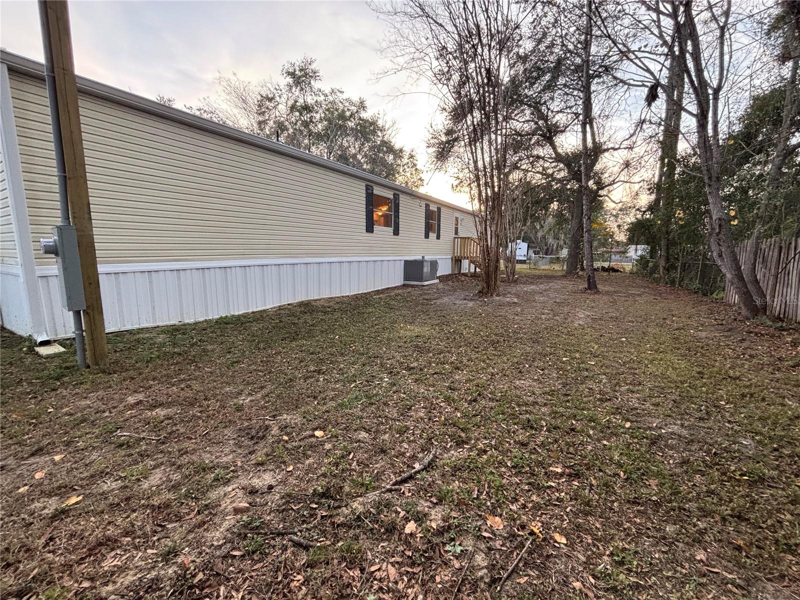 LITTLE LAKE WEIR - Residential