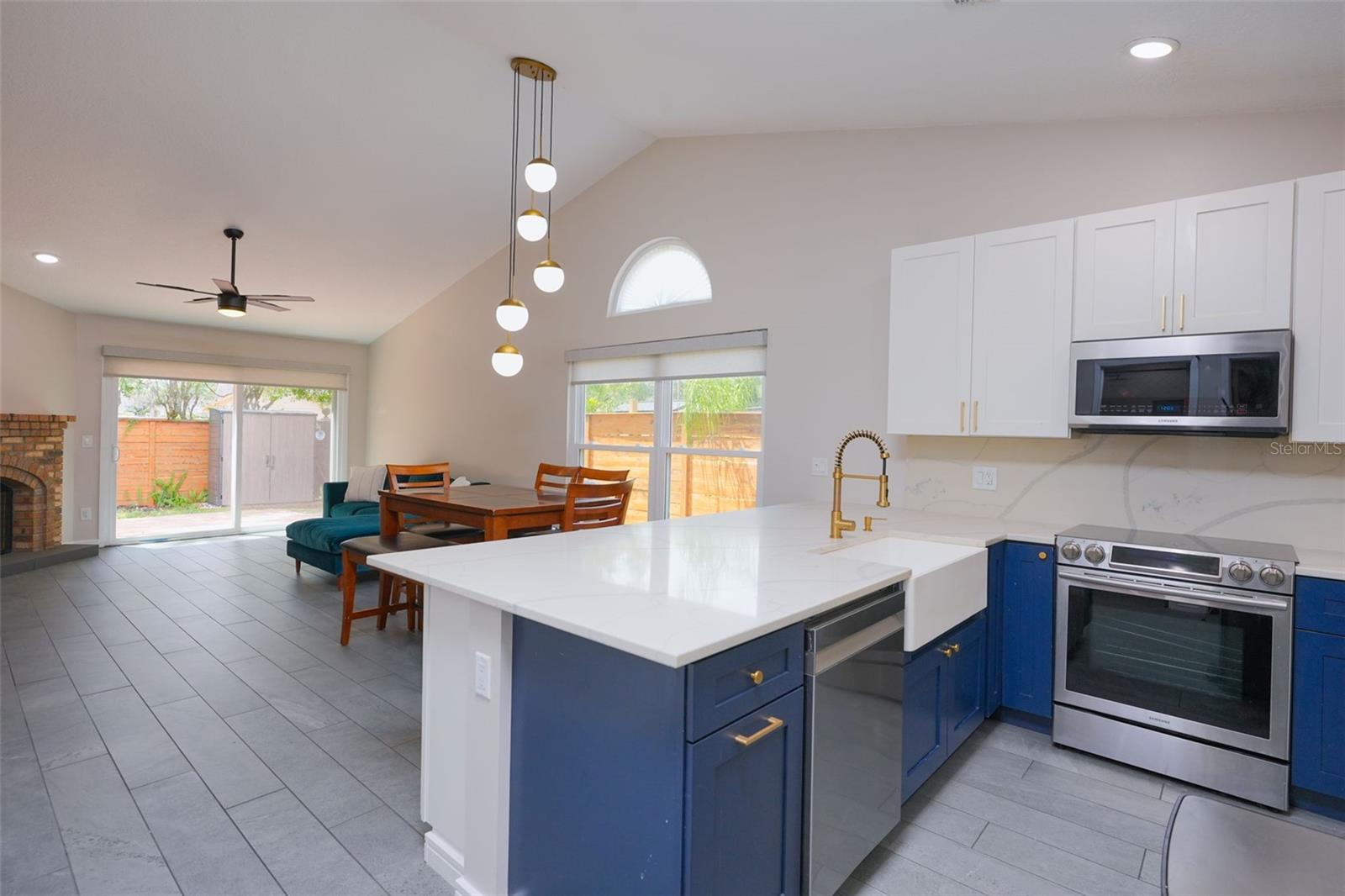 BRYN MAWR - Residential