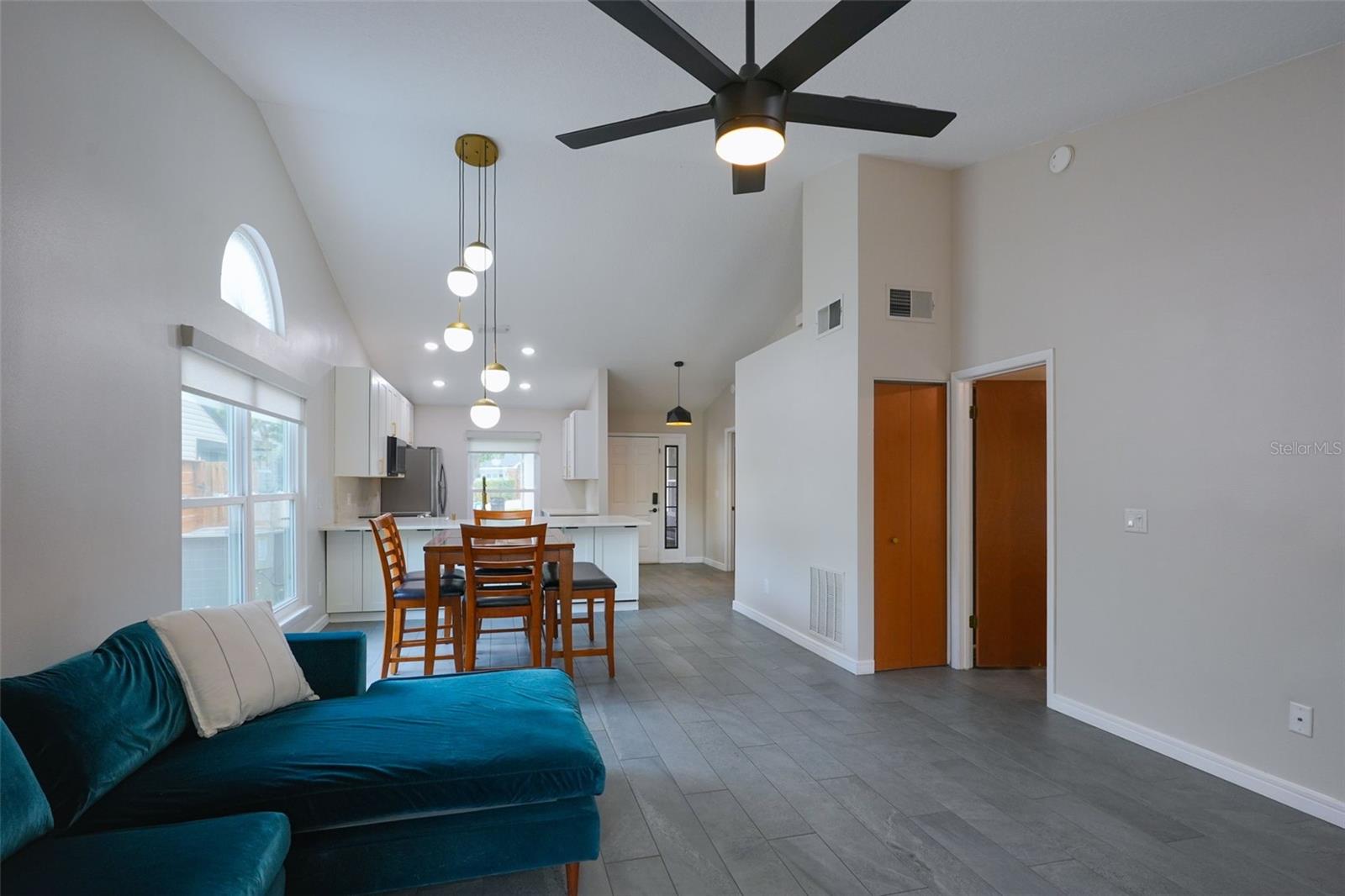BRYN MAWR - Residential