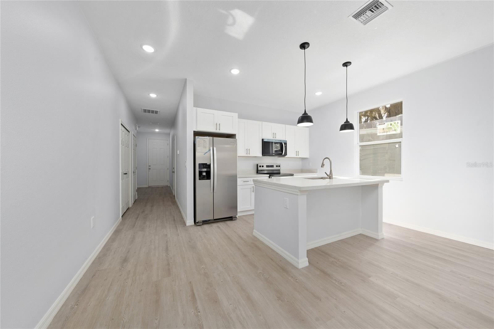 EUSTIS PINECREST - Residential