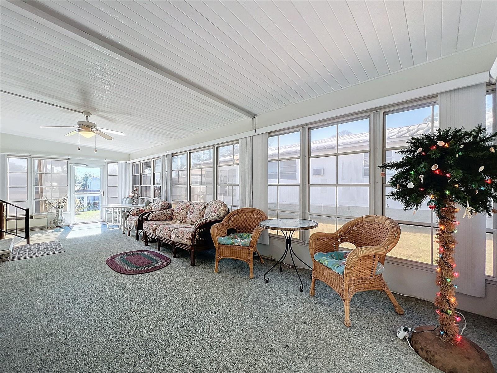 EAST LAKE HARRIS ESTATES - Residential