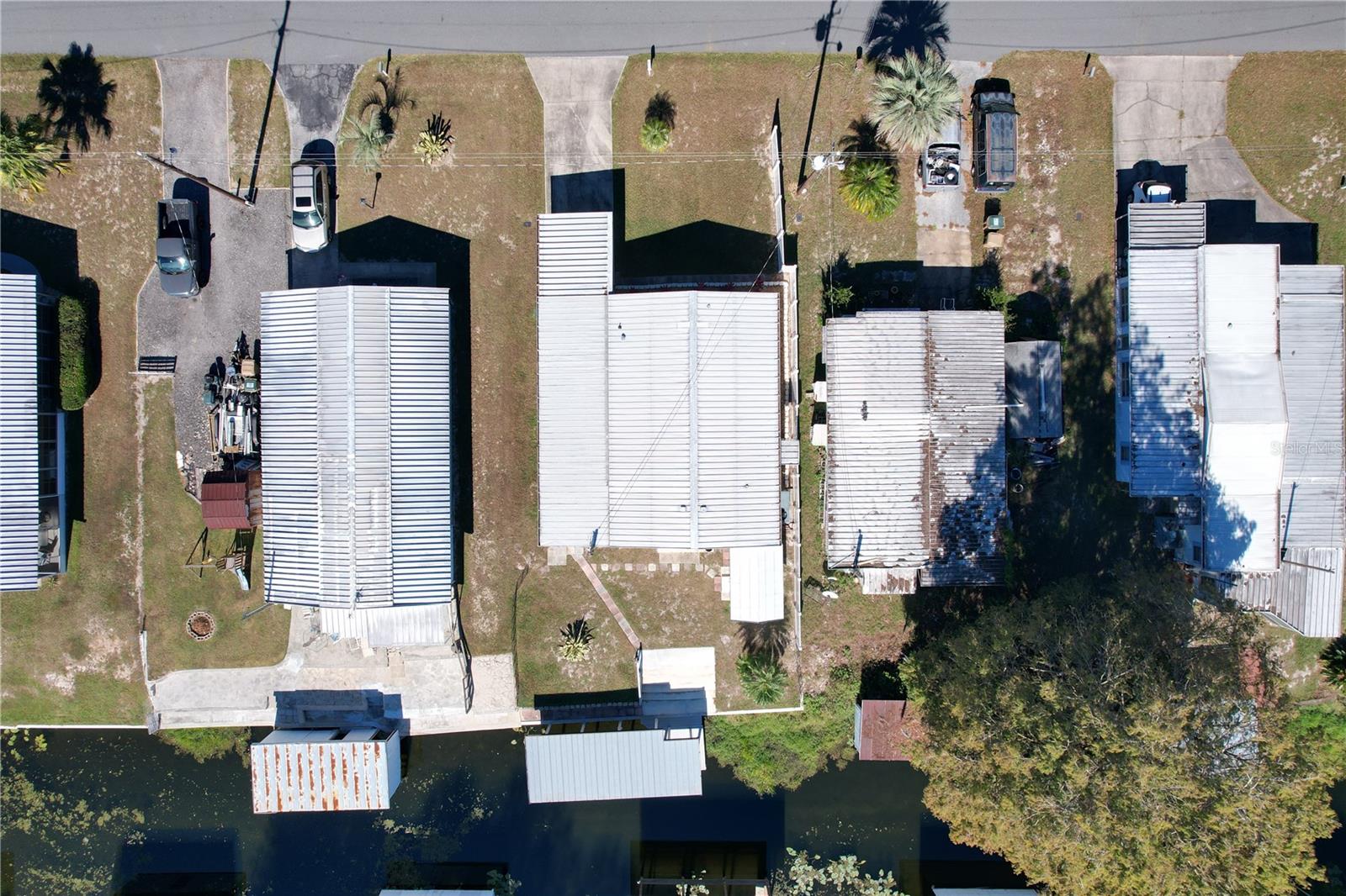 EAST LAKE HARRIS ESTATES - Residential