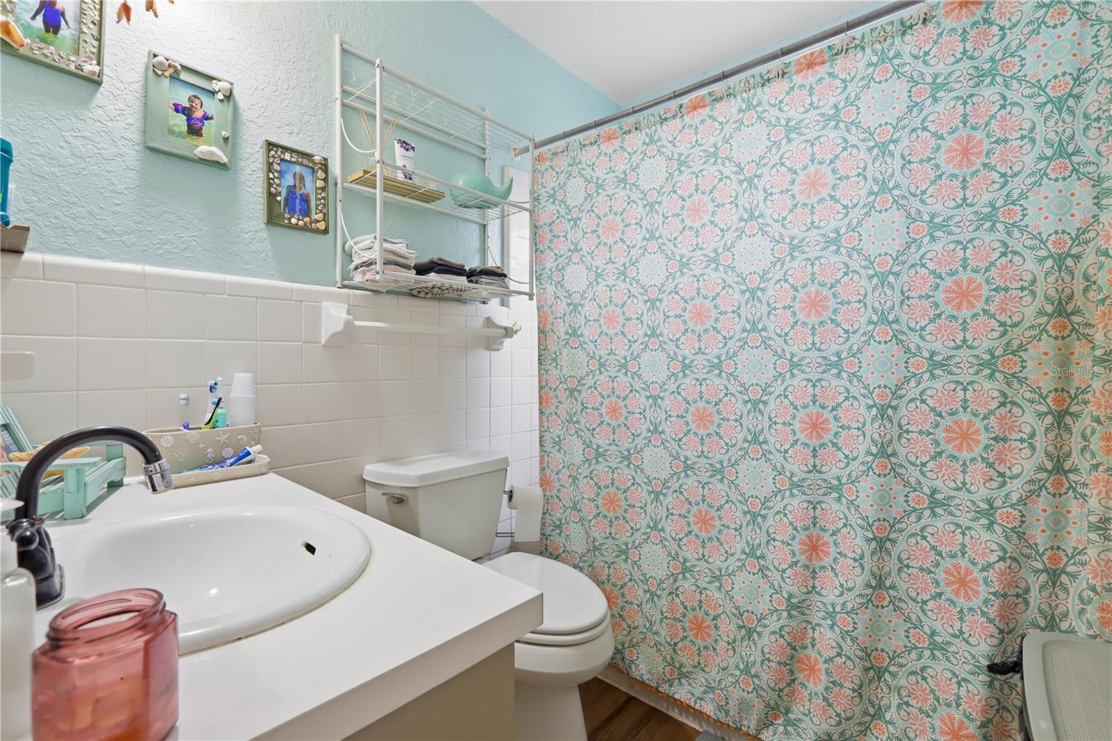 DEBARY S OF HIGHBANKS - Residential