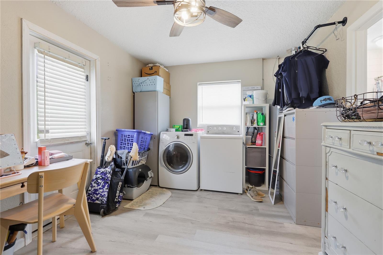 DEBARY S OF HIGHBANKS - Residential