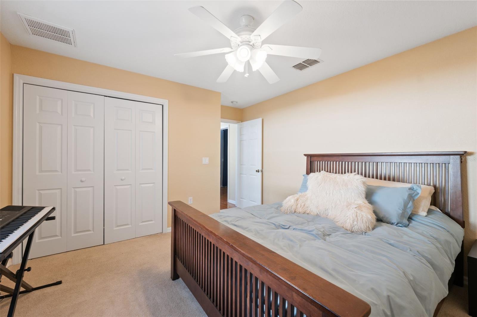 ROYAL HIGHLANDS - Residential