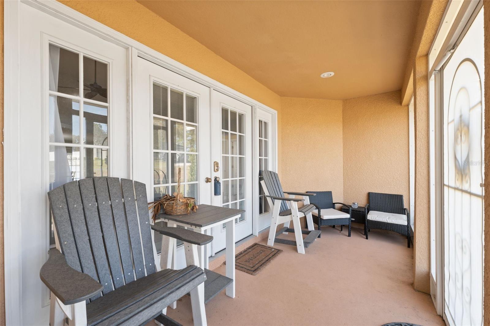 ROYAL HIGHLANDS - Residential