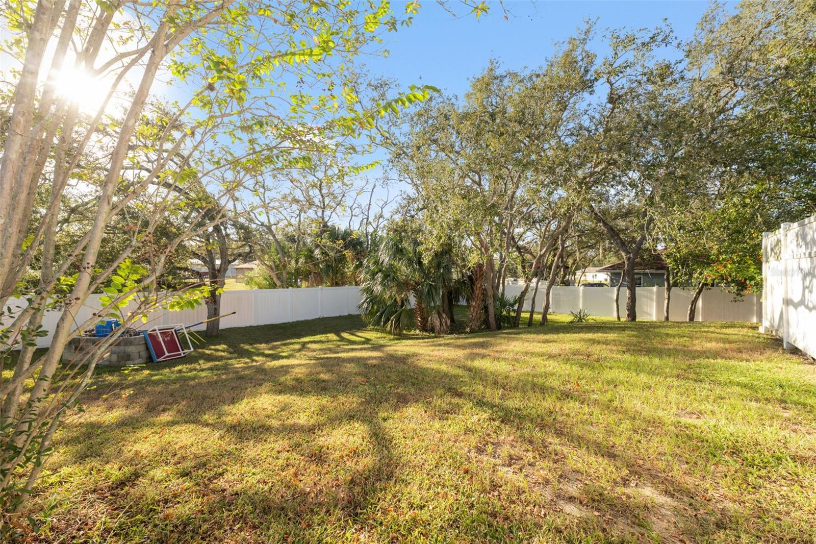 ROYAL HIGHLANDS - Residential