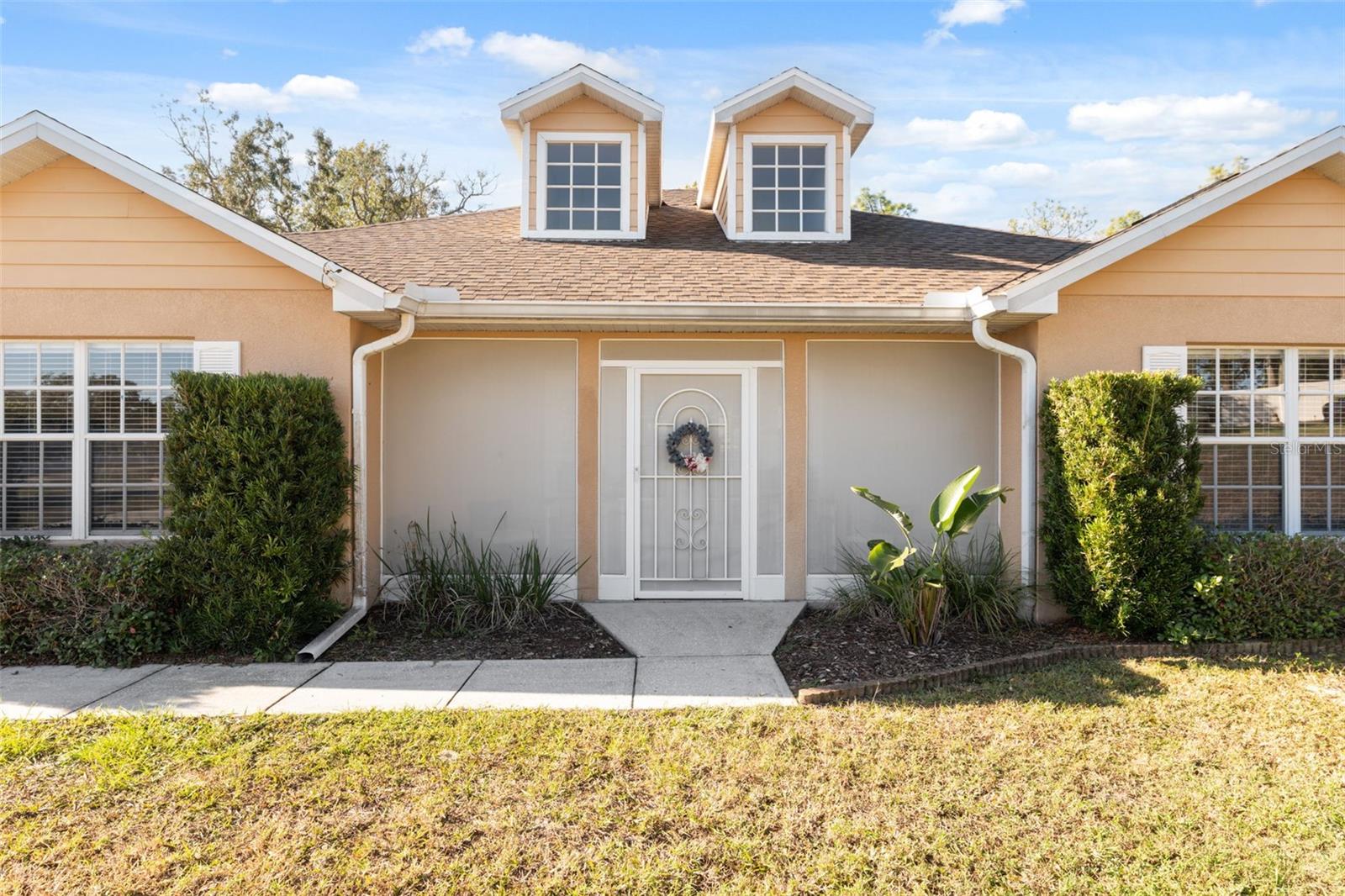 ROYAL HIGHLANDS - Residential