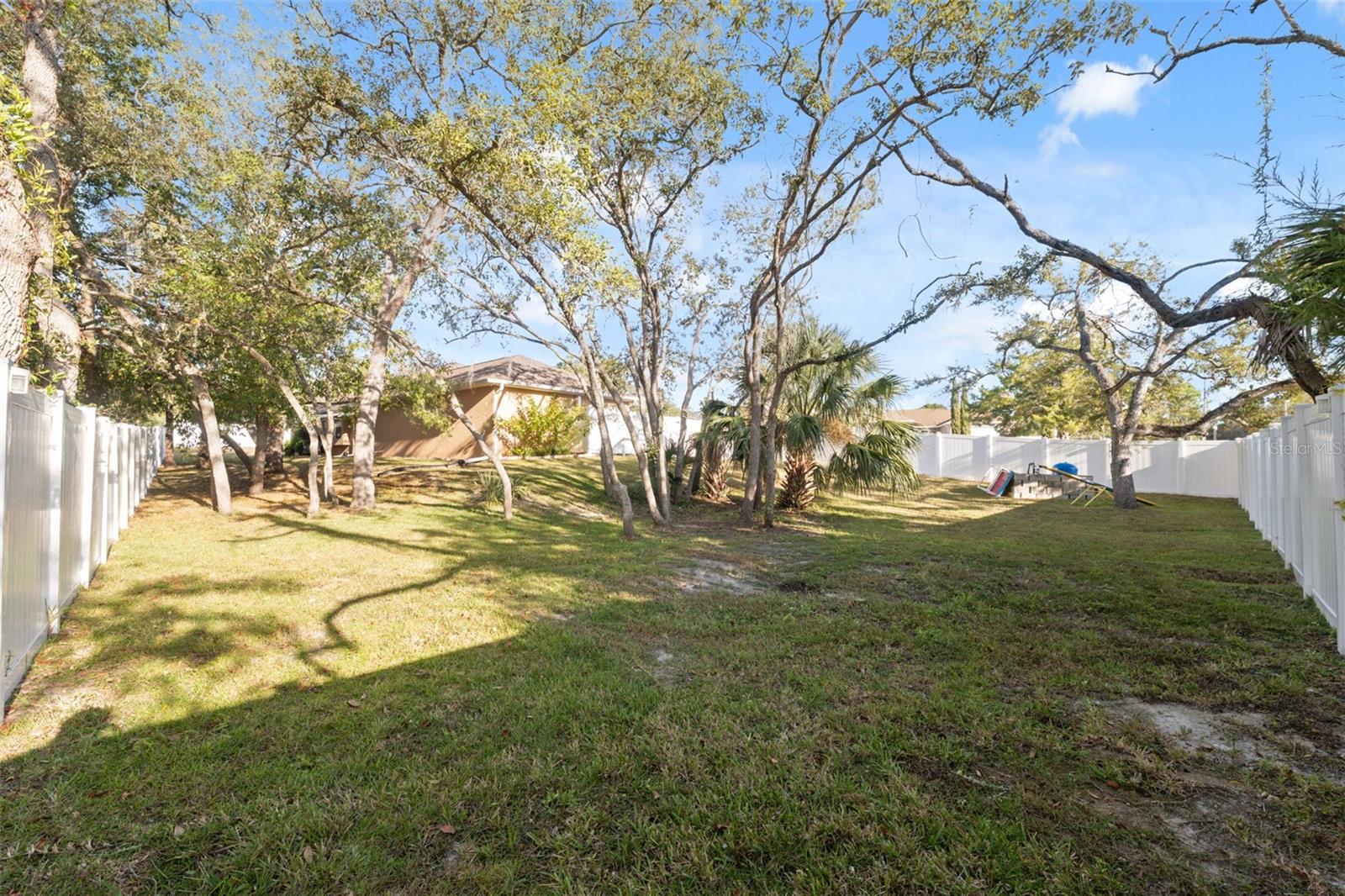 ROYAL HIGHLANDS - Residential