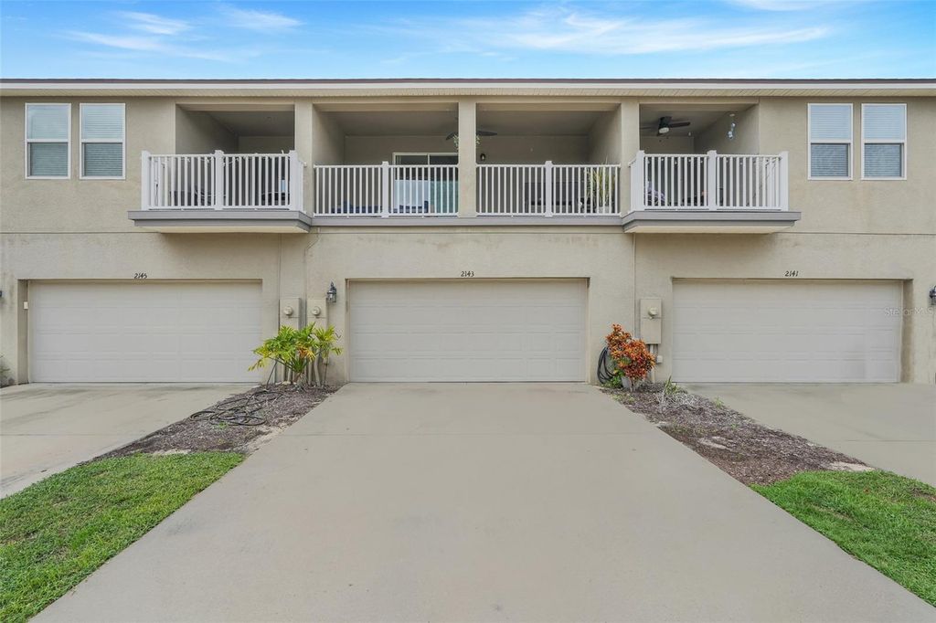 Photo of 2143 Valencia Blossom Street, Clermont, FL 34711 (MLS # G5102998)